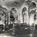 En 1922, la nuit dans un hôtel de luxe coûte 19 fr., soit 52% plus chère qu'en 1914. Ici, le lobby du Montreux Palace au début des années 1920. 