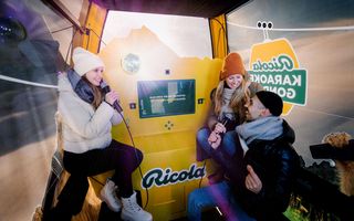 Karaoke-Singen in der Ricola Gondel