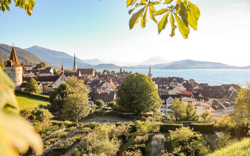 Stadt Zug, sonniges Herbstwetter