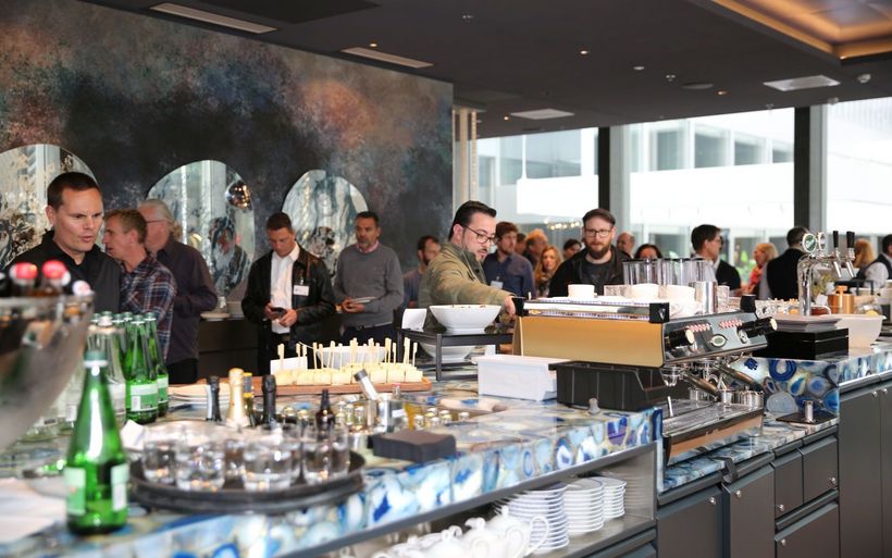 Am 2. Digital Competence Circle von Discover.swiss bei Microsoft in Zürich nahmen über 90 Teilnehmende aus dem Tourismus, der Wirtschaft und der Wissenschaft teil. 