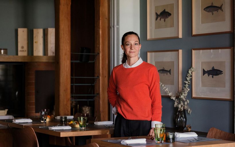 Die Bernerin Iris Flückiger ist seit 1. Januar 2022 Direktorin im Hotel Bad Murtensee in Muntelier FR.