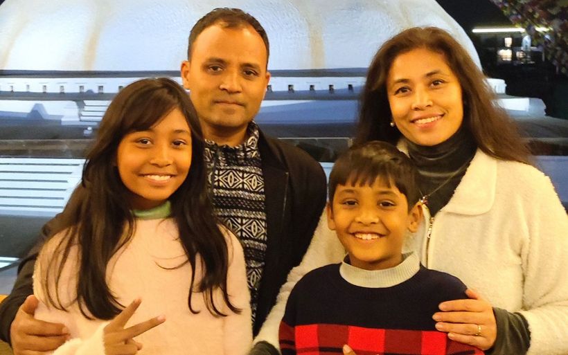 Khem Lakai mit seiner Familie