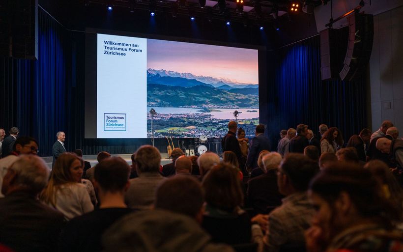 Neben spannenden Fachbeiträgen bietet das Tourismus Forum Zürichsee Austauschgelegenheiten.