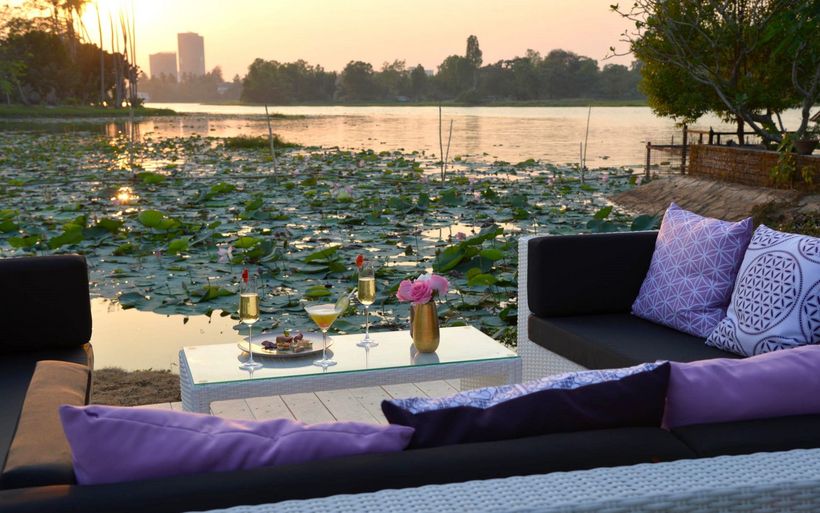 Seeds Restaurant & Lounge