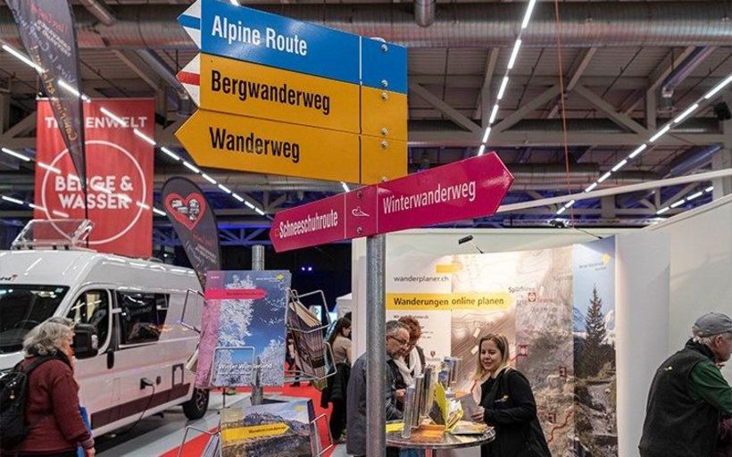 Wegweiser auf dem Messegelände