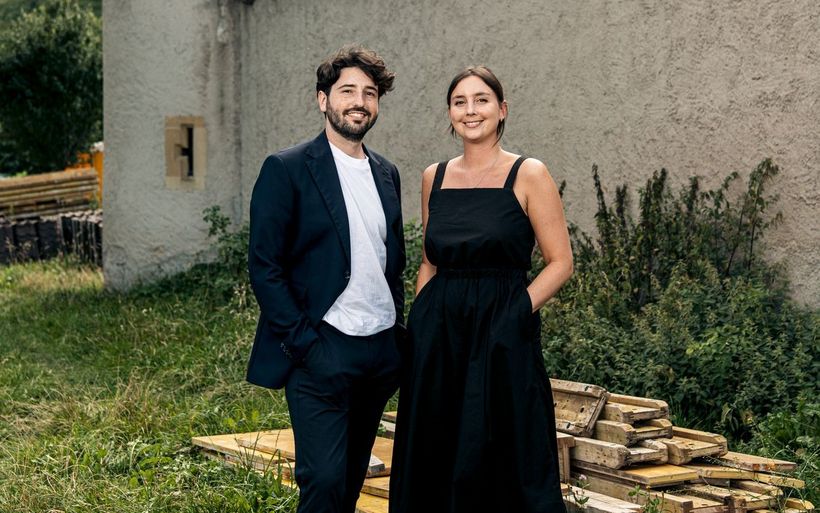 Das Gastgeberpaar im Château de Raymontpierre: Sydney Karolewski und Timon Wolf