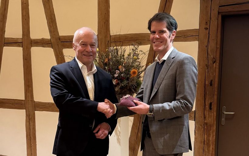 Stabübergabe Heinz Scheidegger (l.) und Mark Ziegler 