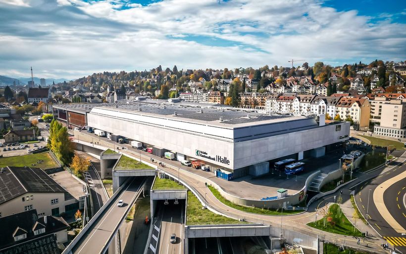 In der neuen St. Galler Kantonalbank Halle haben bis zu 12'000 Personen Platz.